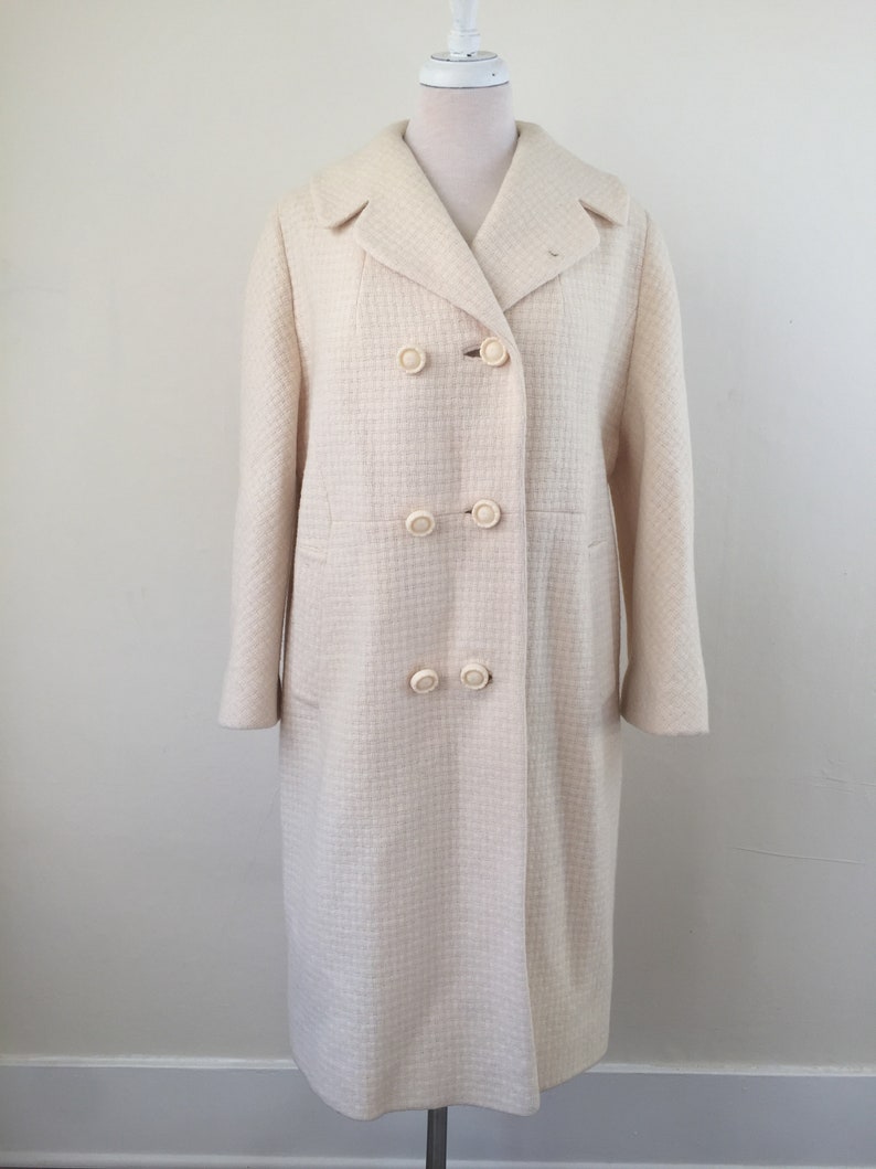 Winter White Heavyweight Wool Over Coat Vintage 1960s Womens Med-Large Union Label USA