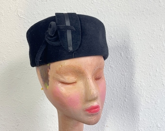 Merrimac Black Peachbloom Velour Pillbox Hat with Bow Vintage 1950s 1960s  Headwear Womens Small Medium