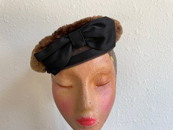 Young’s Brown Mink Fur  Beret Hat with Black Sati… - image 2