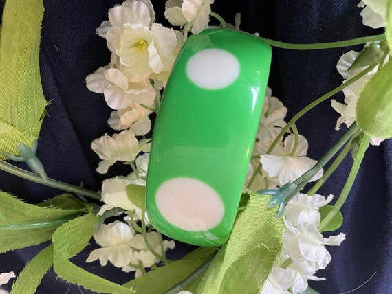 Retro Spring Green + White Polka Dot Lucite Bangl… - image 5