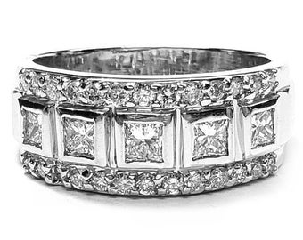 Diamond Ring Princess Cuts/Rounds  70pts. Set in 14kt. White Gold