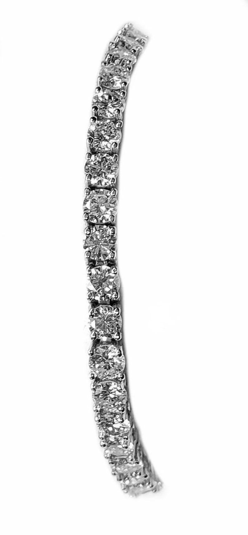 9ct. Diamond Tennis Bracelet in 14kt. White Gold 7"