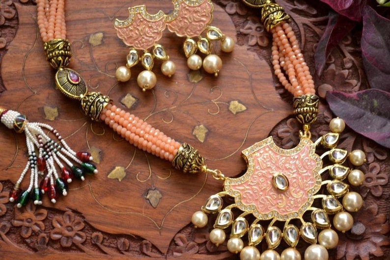 Set of 2 Traditional Indian Pink wedding golden kundan jewellery set choker Necklace Gold Kundan Pearl Necklace with Earrings saree her