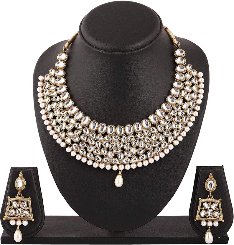 Set of 2 Kum traditional Indian wedding golden plated kundan jewellery set Necklace Gold Tone Kundan Inspired Pearl Necklace with Earrings