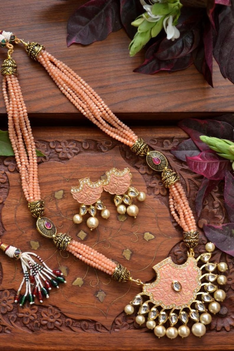 Set of 2 Traditional Indian Pink wedding golden kundan jewellery set choker Necklace Gold Kundan Pearl Necklace with Earrings saree her