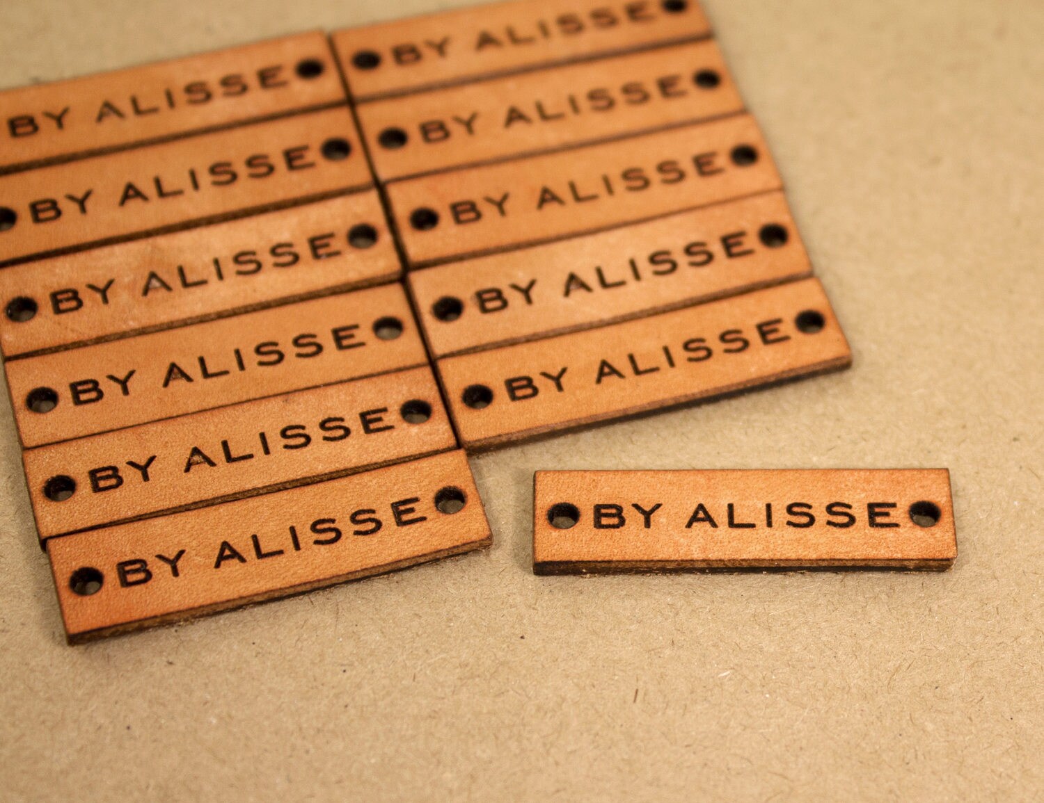 Custom logo labels, leather knitting labels, labels, personalized gar…