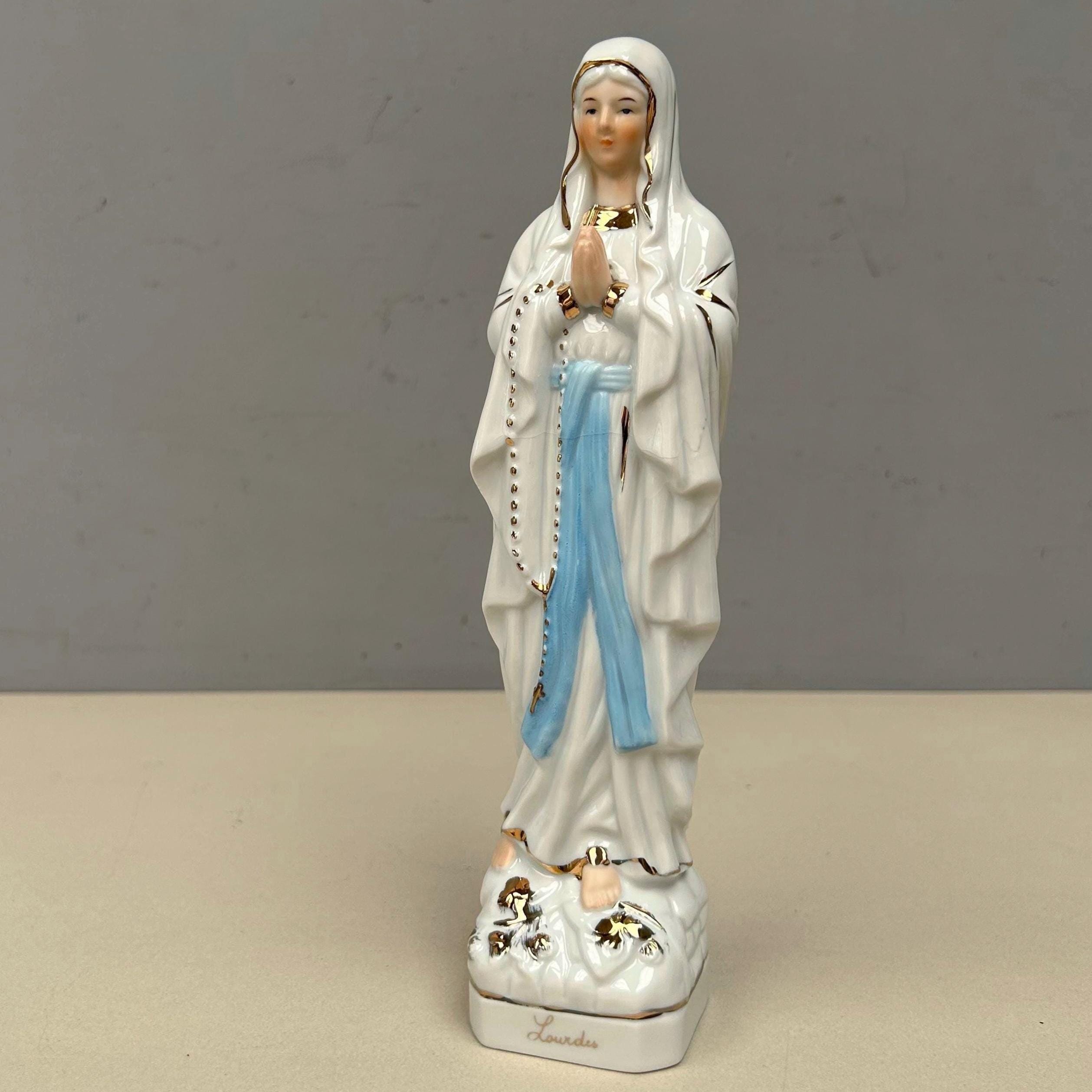 ヴィンテージ磁器製聖母マリア像。アンティークヴィンテージの白釉