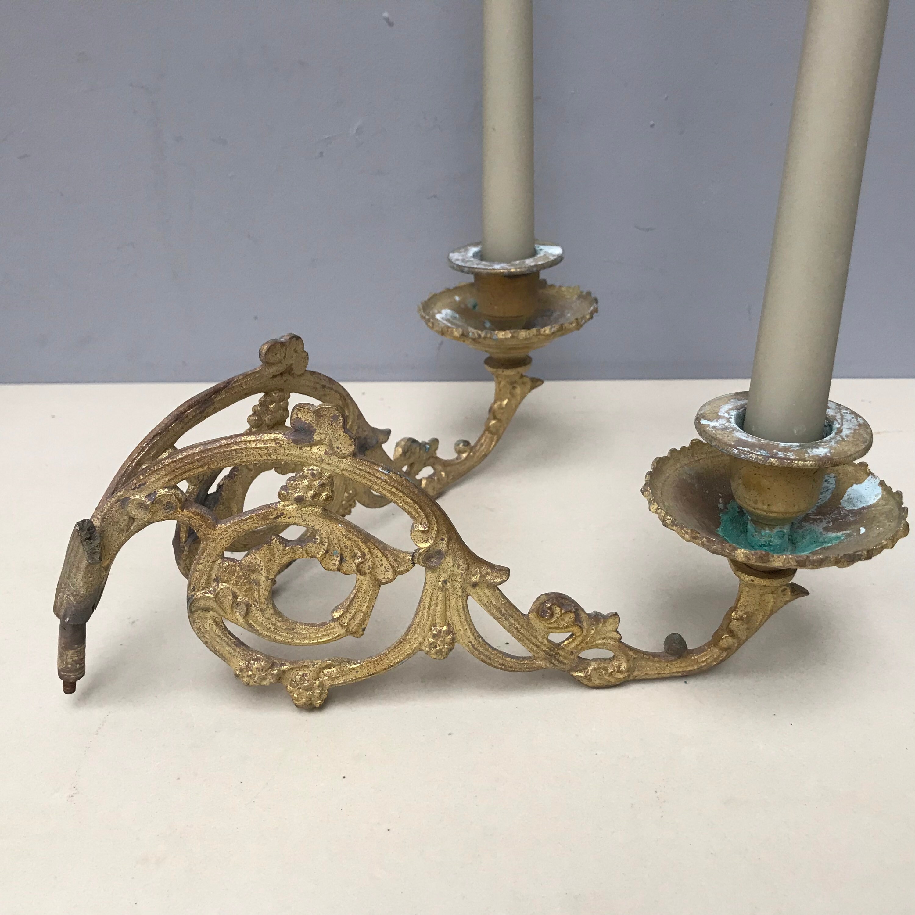 Magnifique paire de Bougeoirs signé Henry Picard en bronze (milieu 19ème siècle