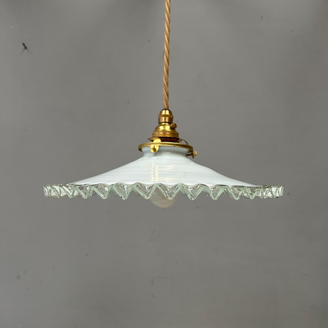 Grand Abat-jour Vintage XXe – Verre Pressé Blanc Et Transparent – Très Bon état