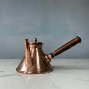 Superb Quality Villedieu HAVARD French Made in France copper verseuse a cafe chocolatiere kettle with handle. Chocolate pot cafetière coffee