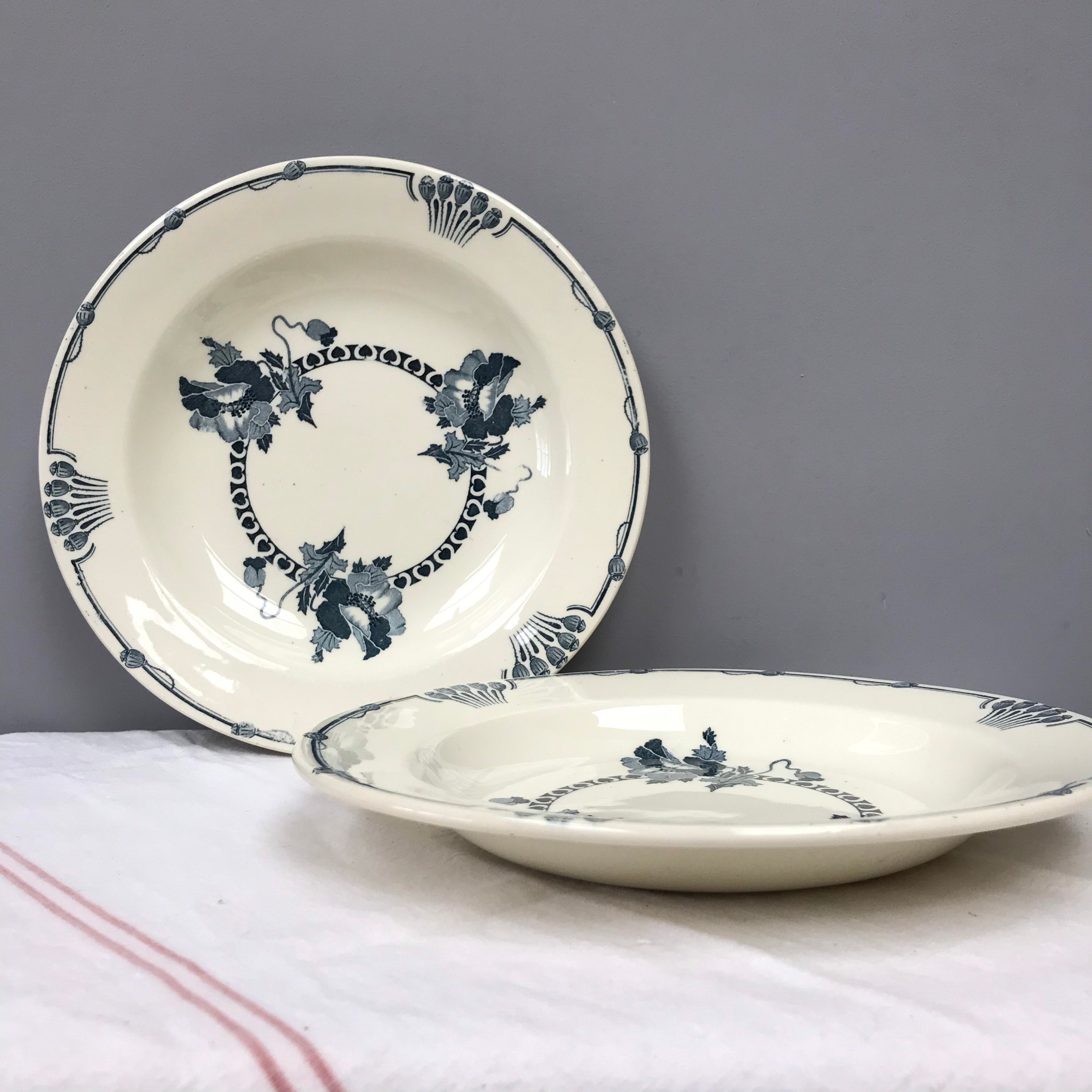 Paire d'antiquités Rares Français Porcelaine R & A Regina Salins Bols Assiettes de Soupe Bleu Foncé