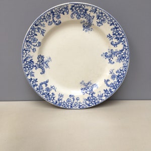 BOULENGER CIE Choisy Le Roi Wild Rose large Round serving platter Plate Vintage French blue white Terre de Fer