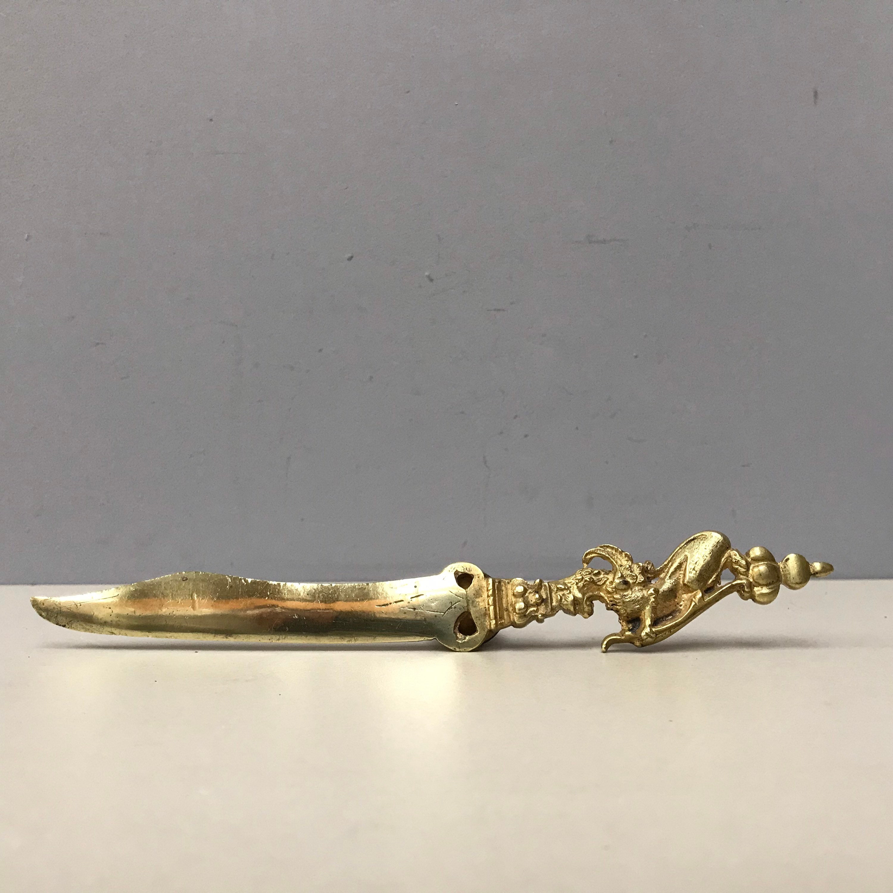 Lion Ailé en Bronze Antique de L'ouvre-Lettre Saint-Marc