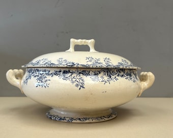 Ancien bol de service en pierre de fer bleu foncé, Français, soupière à soupe, plat à couvercle transfert, motif floral botanique minable