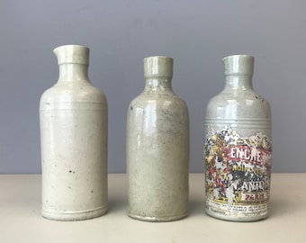 Sammlung von DREI 3 seltenen ANTOINE & FILS Paris Encre Ink Antike französische Steingutflaschen.