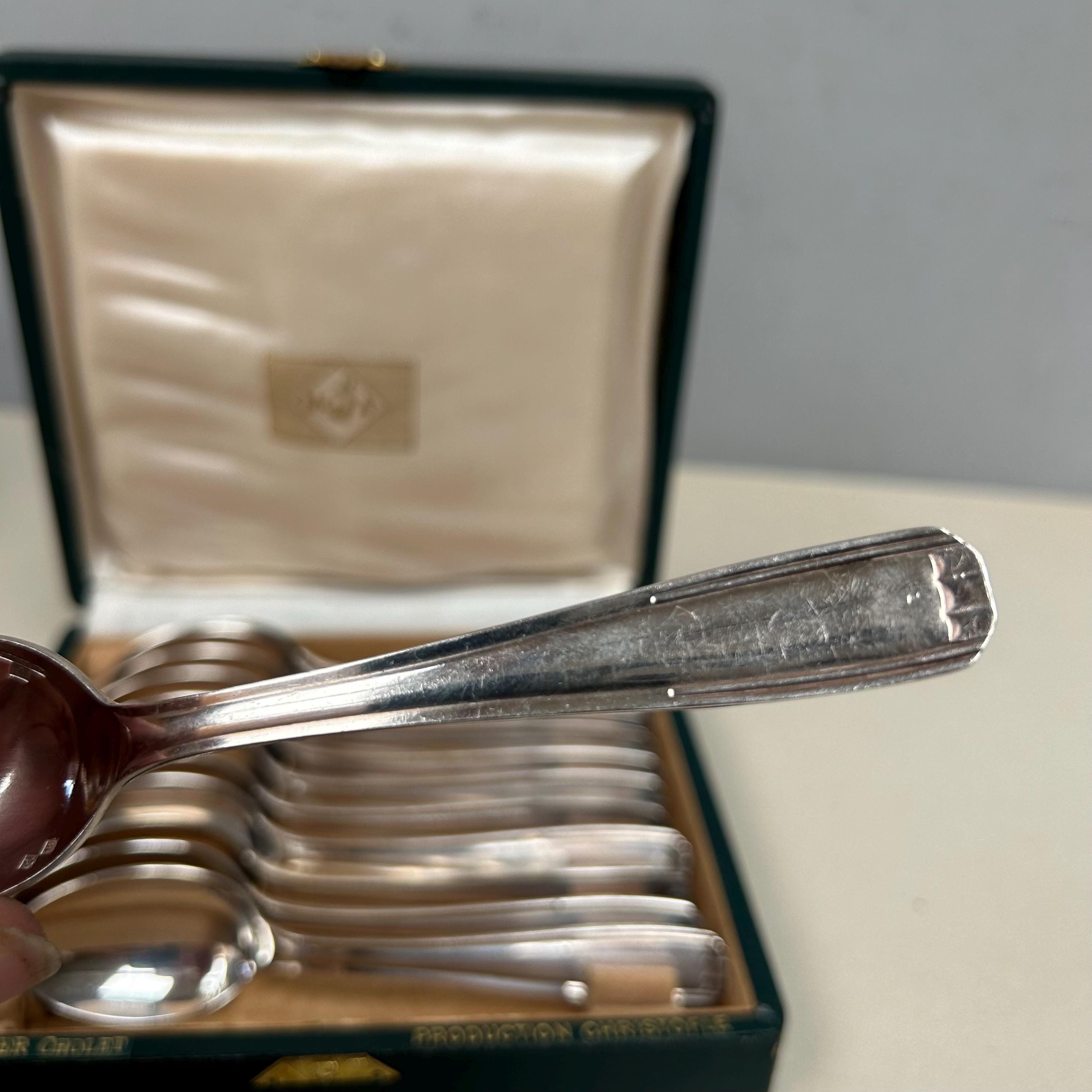 Coffret de 12 Cuillères et 12 fourchettes de table Alfénide
