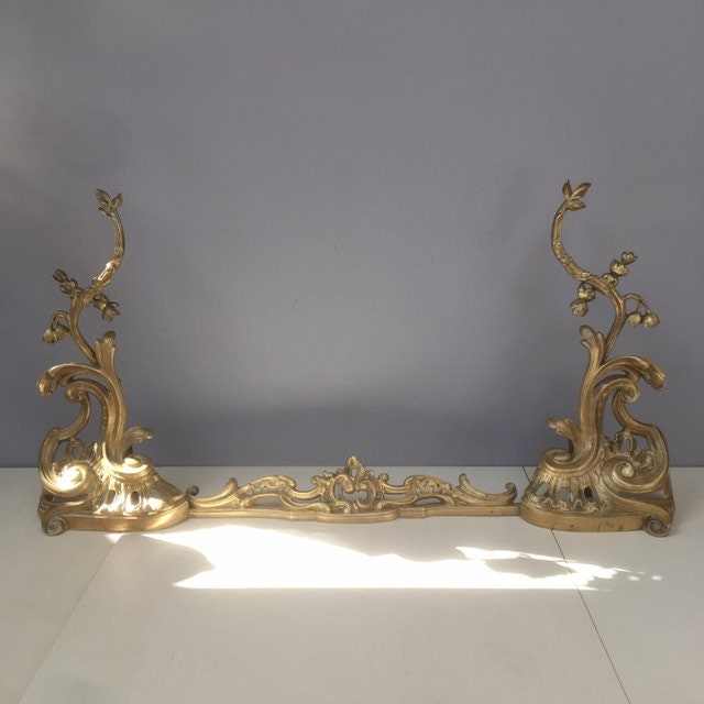 Ornements de Cheminée Style Français Ancien Louis Xv. Or Bronze Ciselé Orné Chenets Rococo Feu Garde