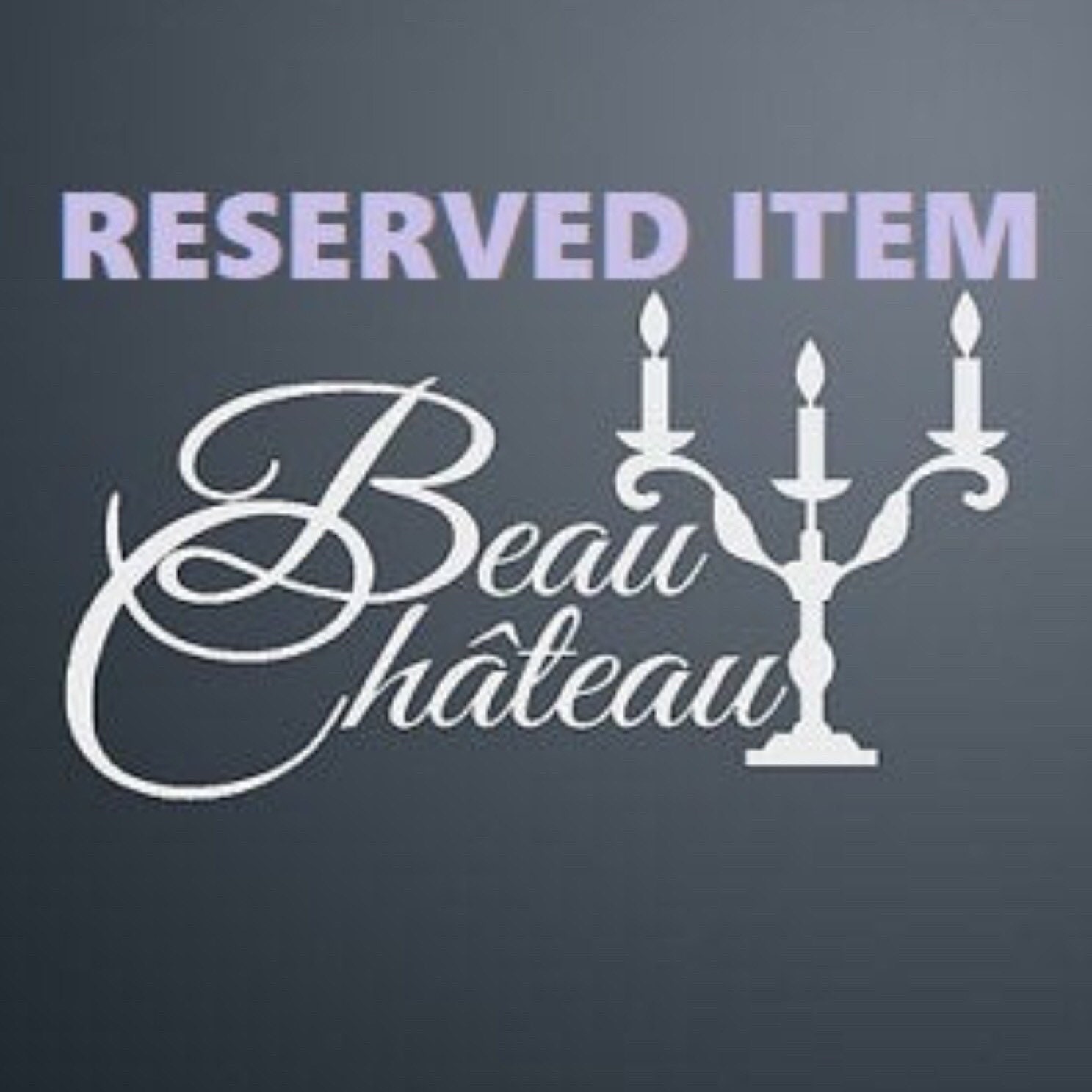 Base d'horloge à Épeautre Moulée Inhabituelle de Style Napoléon. Bronze Doré Merveilleusement Orné a