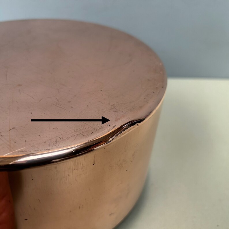 Casserole en cuivre française lourde de 1,5 kg en métaux uvres Vesoul, 1 mm d'épaisseur, Villedieu, avec couvercle. Magnifique vieille batterie de cuisine avec revêtement en métal image 8