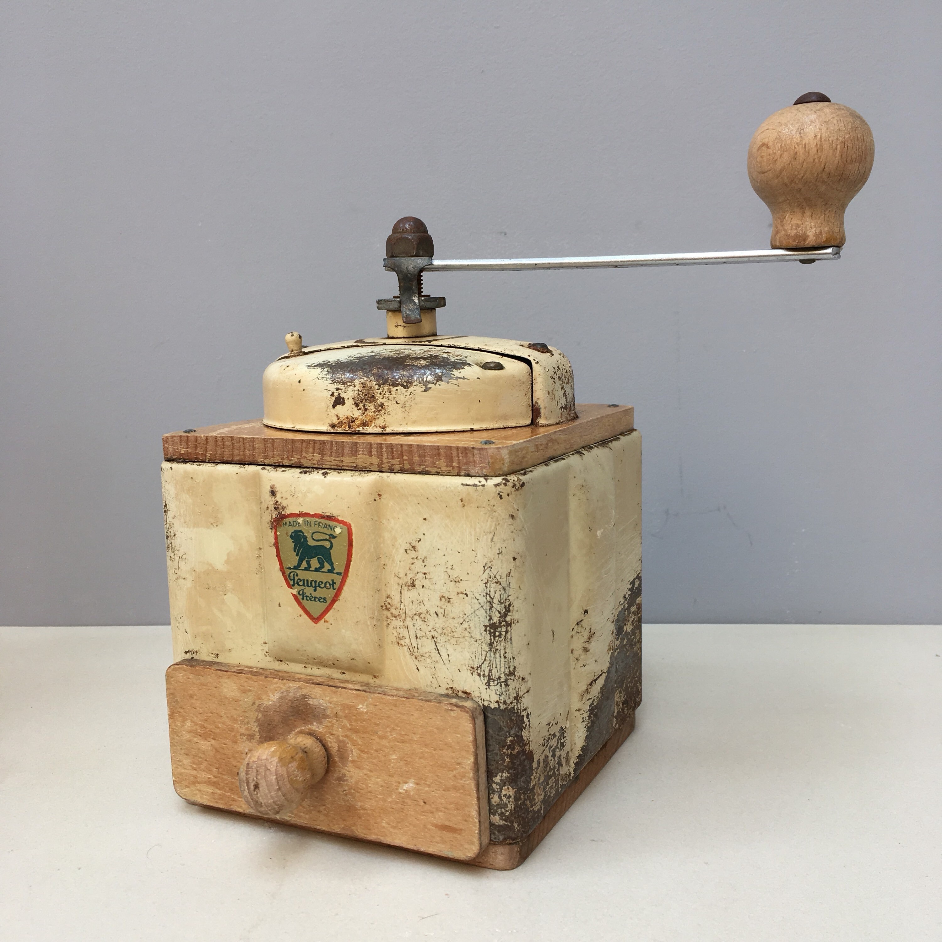 Vintage Peugeot Français Coffee Bean Grinder Mill Wooden, Cream Enamel, Brown Shabby