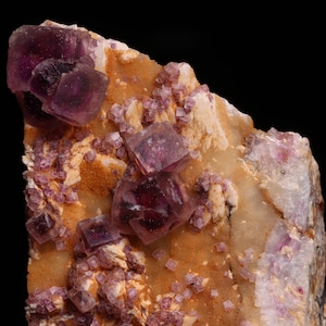 Fluorite pourpre sur matrice, orange river area, karas region, Namibie