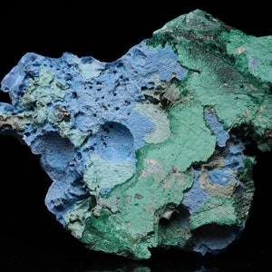 Shattuckite and Malachite in Cobaltoan Calcite, Mindouli, Mindouli District, Pool Department, Rep Congo (Brazzaville)