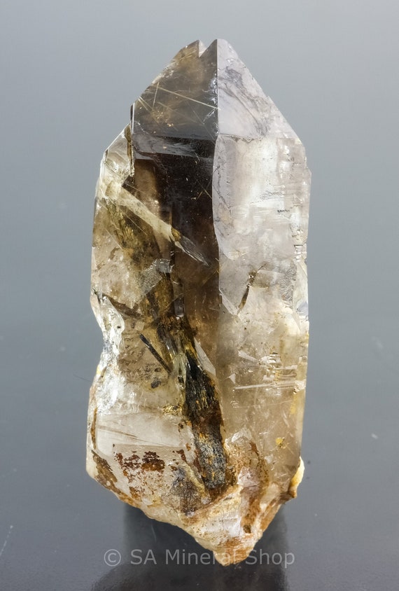 アフリカ　マラウイ　スモーキークォーツ マラウイ産スモーキークォーツ (Smoky Quartz / Malawi) - 鉱物