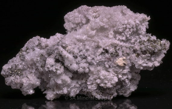 母岩上の重晶石、方解石、黄鉄鉱、N'Chwaning II、南アフリカ北ケープ