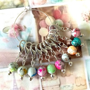 PASTEL SPRING stitch markers - Stitch markers/keyrings for crochet & knitting