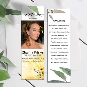 Modèle de signet funéraire modifiable Signet funérailles avec fleurs jaunes Roses Printable Célébration de la vie , Carte commémorative pour le souvenir