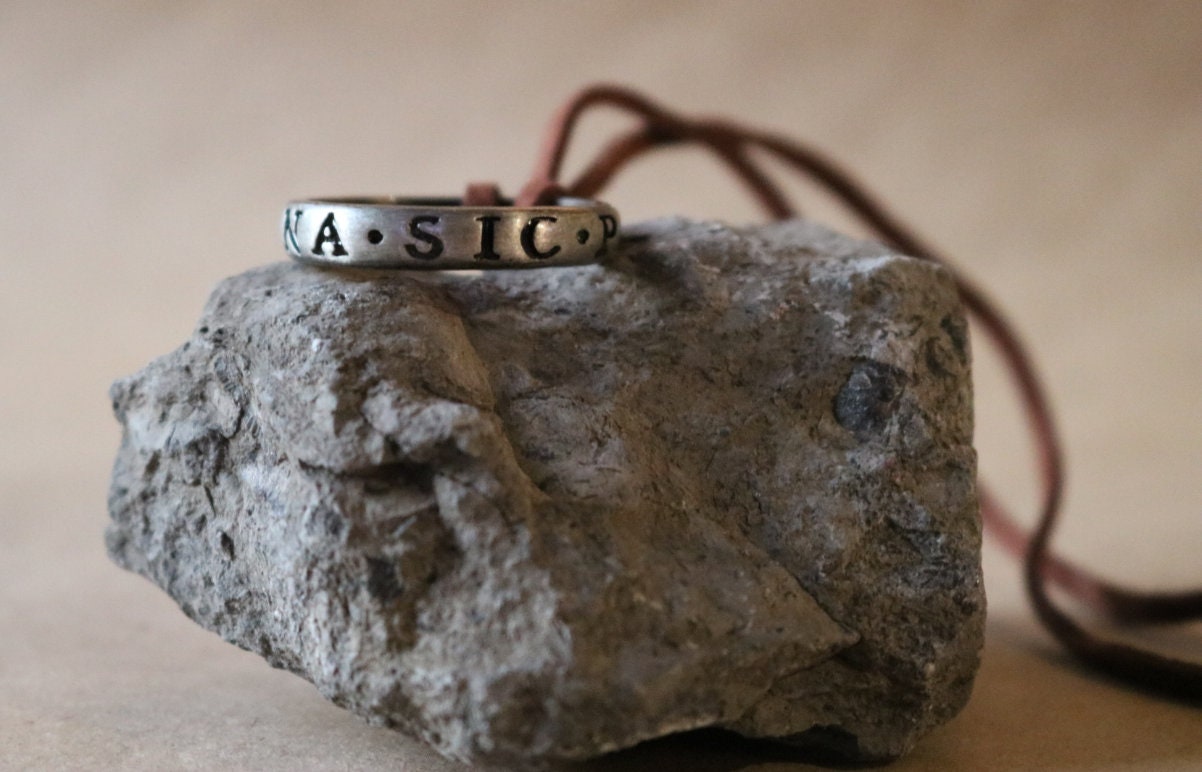 Buy Uncharted 4 Necklace Nathan Drake Ring / Uncharted Ring Pendant Sic  Parvis Magna Greatness From Small Beginnings / Video Game Gift Online in  India - Etsy