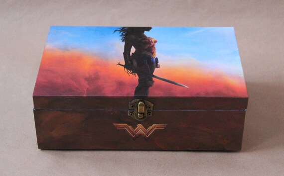 wonder woman gift box
