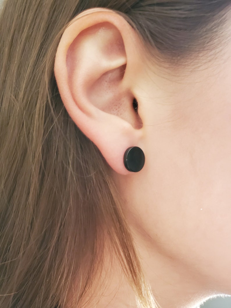 Round black stainless steel gauge earrings Faux plug earrings Faux stretch earrings Dumbbell stud earrings Barbell earrings