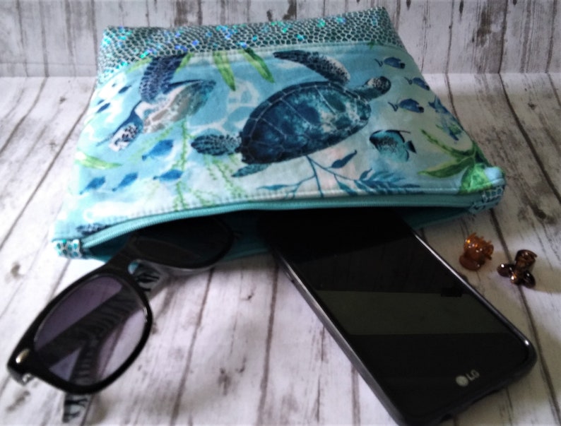 Sea Turtle Bag Sea Turtle wristlet Sea Turtle zippered pouch Sea Turtle gifts Gifts for women Gifts for girls sea turtles make up bag