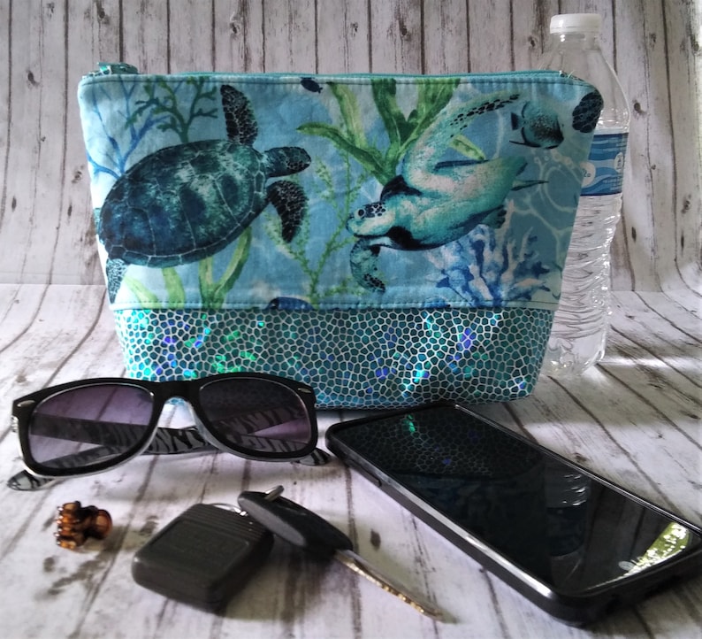 Sea Turtle Bag Sea Turtle wristlet Sea Turtle zippered pouch Sea Turtle gifts Gifts for women Gifts for girls sea turtles make up bag