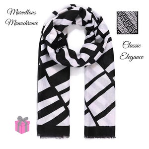 Monochrome Marvellousness!  Perfect Black and White Scarf for a Little Guaranteed Style. Perfect for all Occasions. Gift Wrapped as Standard