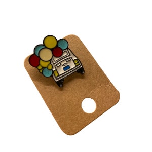 Just Married Pin, Car Enamel Pin, Cute Pins, Balloon Pin Badge , Funny Pins, Married Lapel Pin, Kawaii Pins
