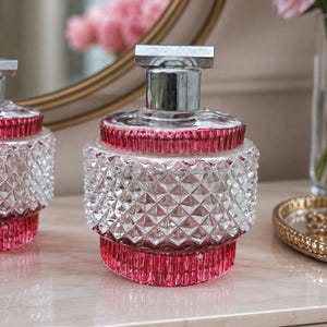 Butelka na perfumy Vintage Diamond Point Ruby Red
