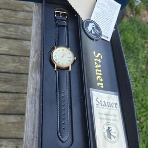 Vintage Stauer Watch Buttonwood 22672