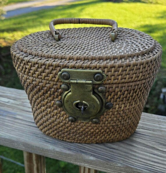 Purse basket sale