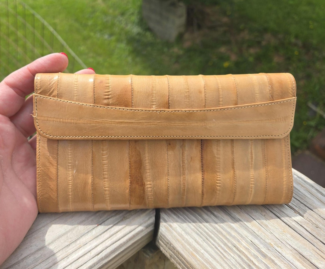 Vintage Eel Skin Wallet Etsy vintage-eel-skin-wallet-etsy