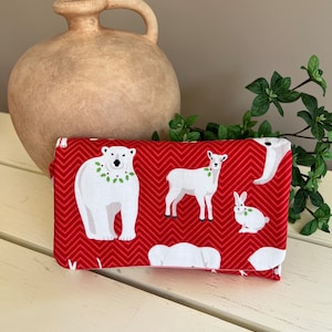 Cartera de tela triple para mujer, hecha a mano, con adorables animales, seis compartimentos para tarjetas, dos para billetes y bolsillo con cremallera. Cartera organizadora, color rojo.