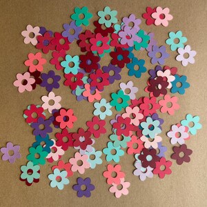 100 - 1 inch Flowers -  Floral - Garden - Spring - Pastels - Orange - Purple - Red - Pink - Blue -  Paper Crafts - Party Set 10