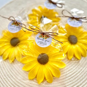 Big Sunflower Soap Favors - Sunflower Baby Shower Party Decor, Summer Bridal Shower, Baby Kids Girl Birthday Gift Decor Sun Flower Wedding