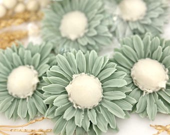 Boho Sage Green Daisy Soaps - Baby Shower Favors, Birthday Bridal Party Thank You Gifts