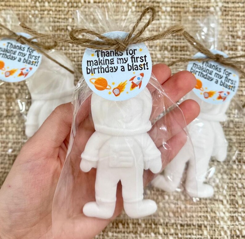 Cellophane Rocketship Astronaut Soap Favors - Outer Space Themed Party Decor Kids Birthday ...