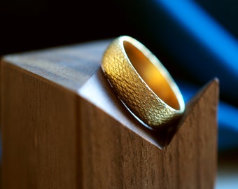 Unisex Serpent Skin Textured Ring in Sterling Silver Or Solid Gold