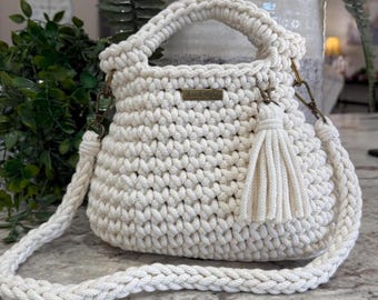 Handmade Natural White Crochet Handbag: Recycled Cotton Braided Cord, Boho Crossbody Bag