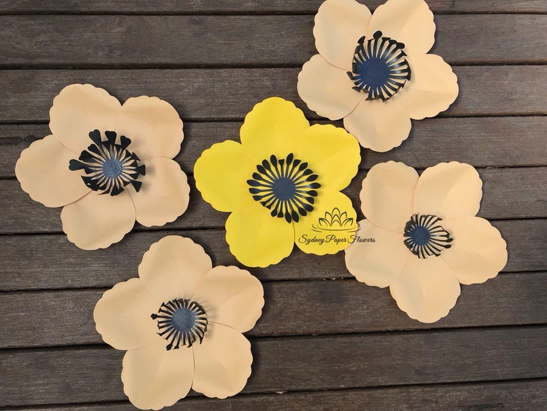 5 Paper Flower Centre Templates Set1 Video Tutorial Svg Pdf Cricut Silhouette Cameo Diy Paper Flower Centre Pattern Paper Flower Centres