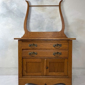Bathroom Vanity , Small Bathroom Vanity , Bathroom Cabinet , Custom Cabinet , Oak Washstand